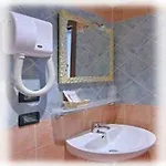 Jfi Hermitage أسيسي