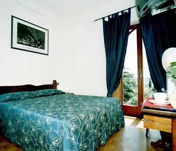 Jfi Hermitage 3*